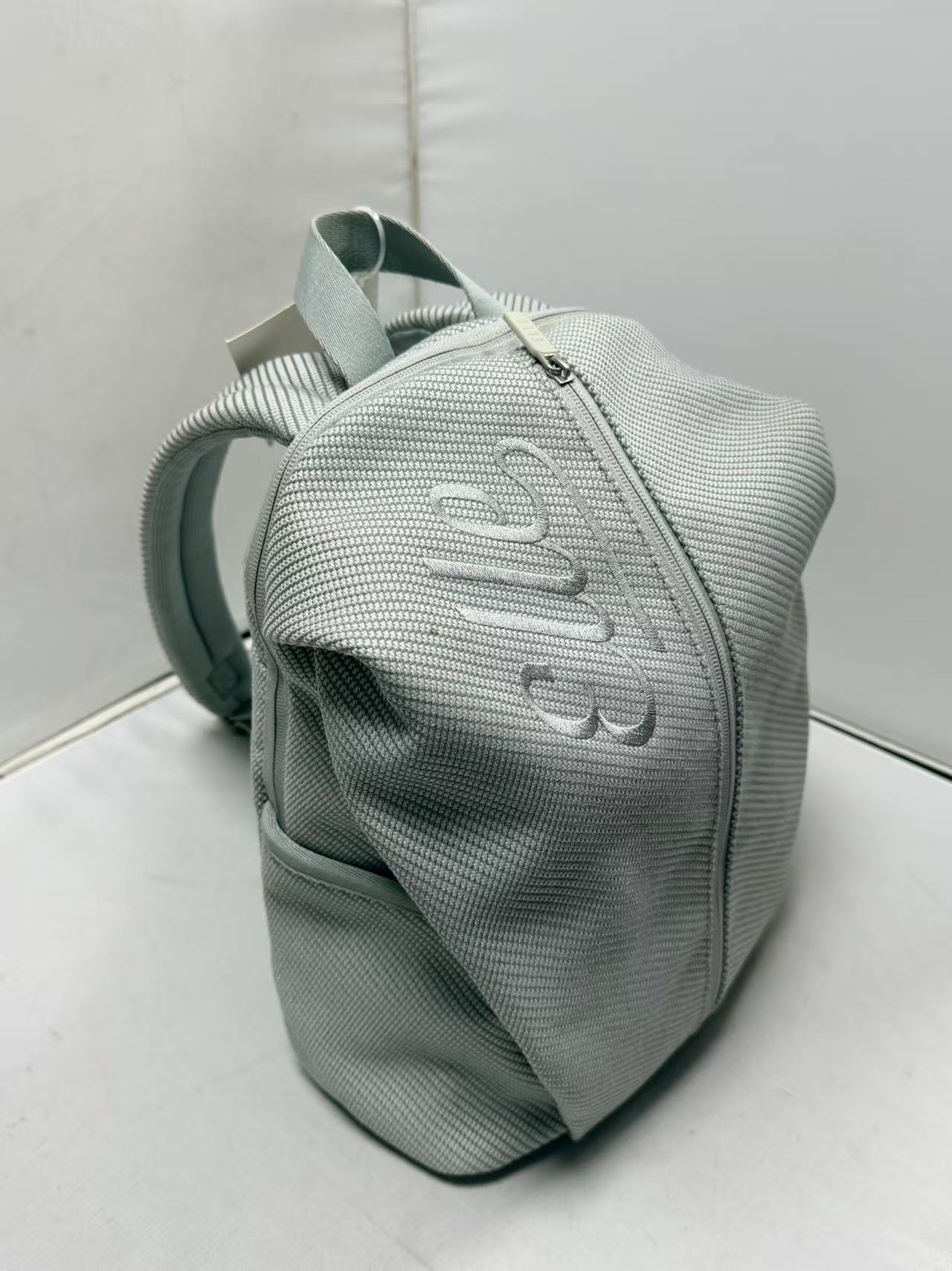 LB2607